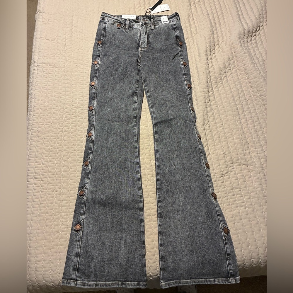 Women’s Judy Blue jeans